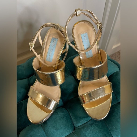 BETSEY JOHNSON JENNA Gold Foil Sling Back Sz 6 - Picture 6 of 8